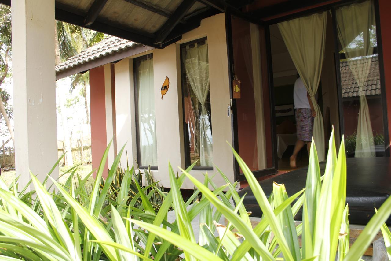 Hotel Baan Chumphon Pathio Zewnętrze zdjęcie