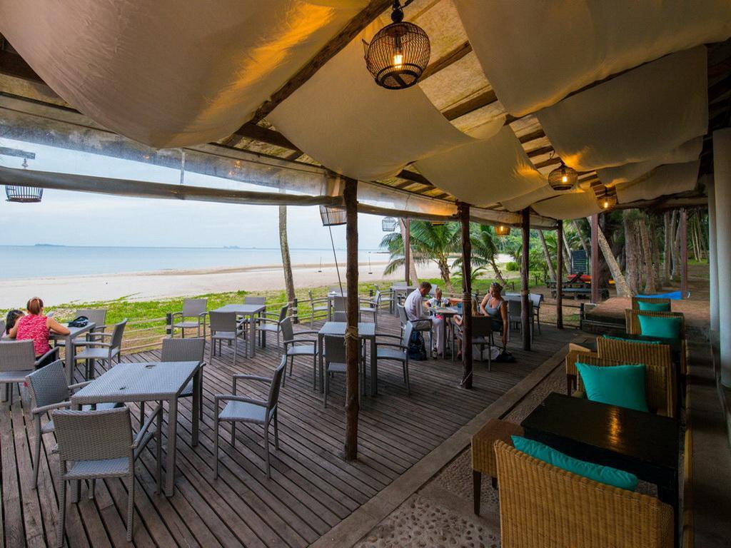 Hotel Baan Chumphon Pathio Zewnętrze zdjęcie