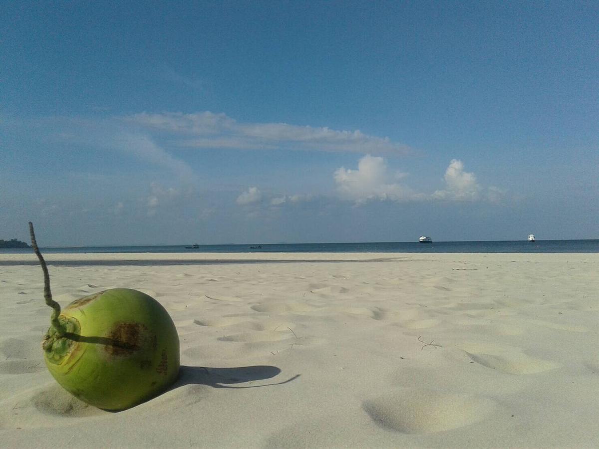 Hotel Baan Chumphon Pathio Zewnętrze zdjęcie